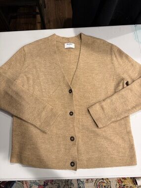 Old Navy Women's Camel Button-Front V-Neck Cardigan